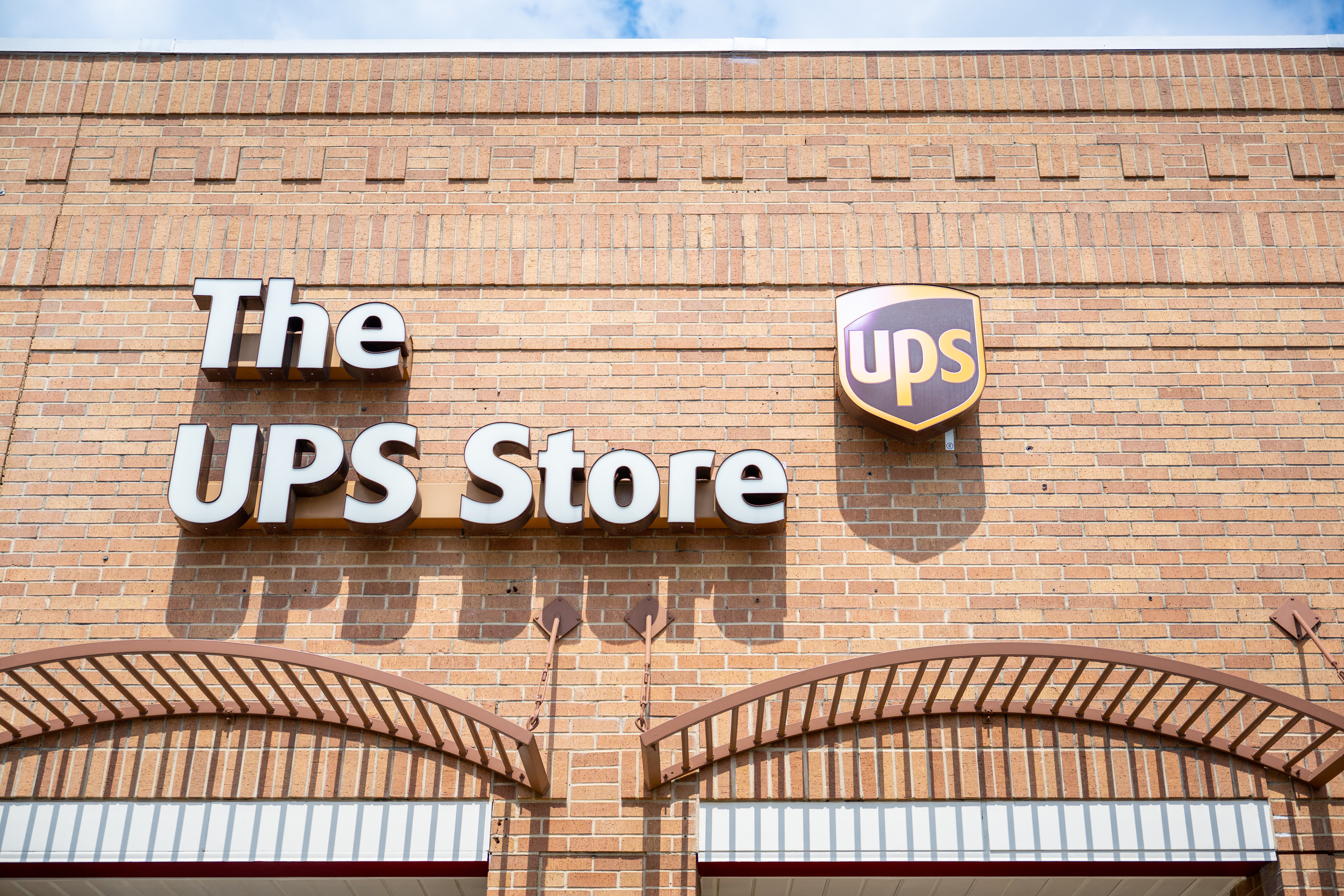 UPS says it will cut 20,000 jobs worldwide in 2025