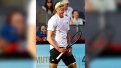 GERMAN COLLAPSE: Zverev sent crashing; Swiatek posts scary victory