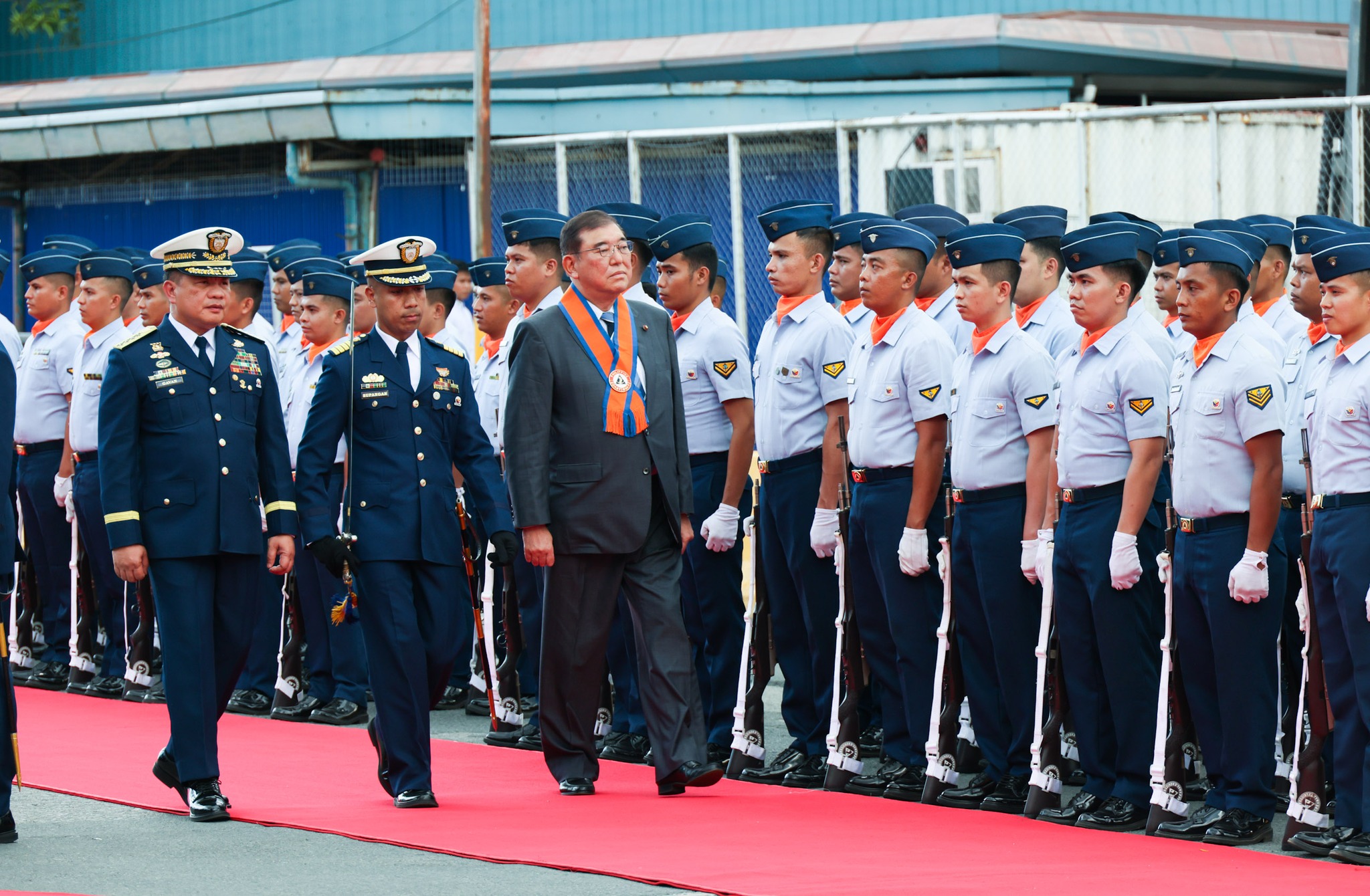 Japan PM visits Philippine Coast Guard ship