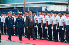 Japan PM visits Philippine Coast Guard ship