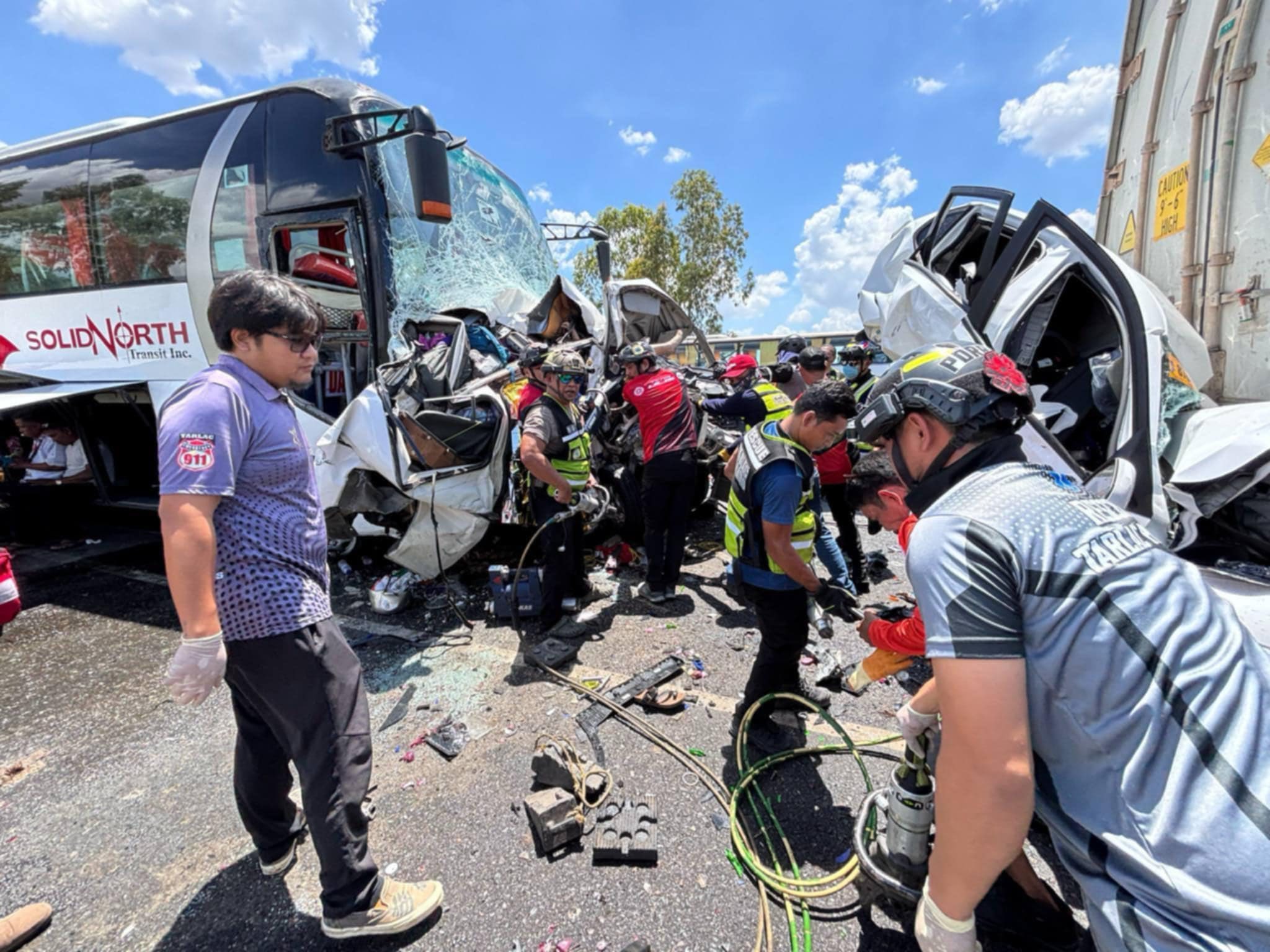 'Now an orphan': 2-year-old survives SCTEX crash 