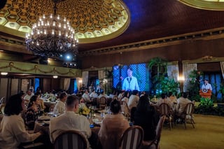 Marcos honors cultural icons
