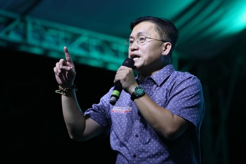 Kuya Bong seeks 5-year PRC license validity