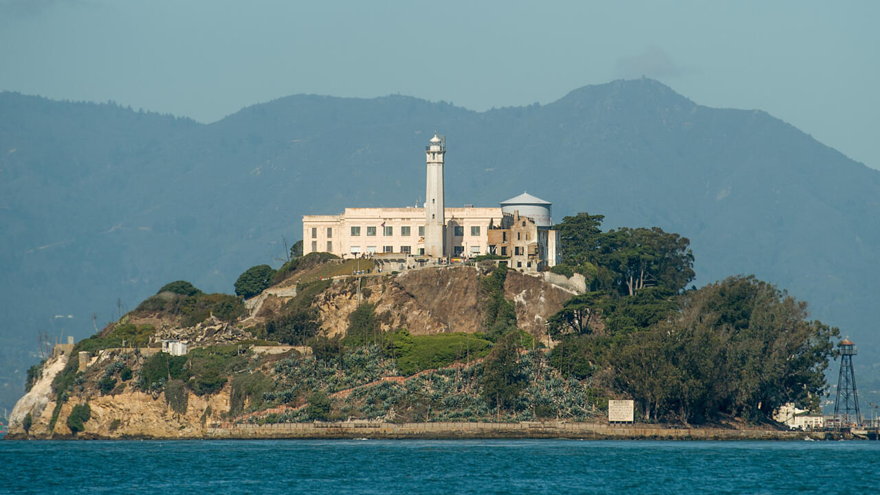 Plan to reopen Alcatraz after movie shown on TV