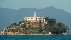 Plan to reopen Alcatraz after movie shown on TV