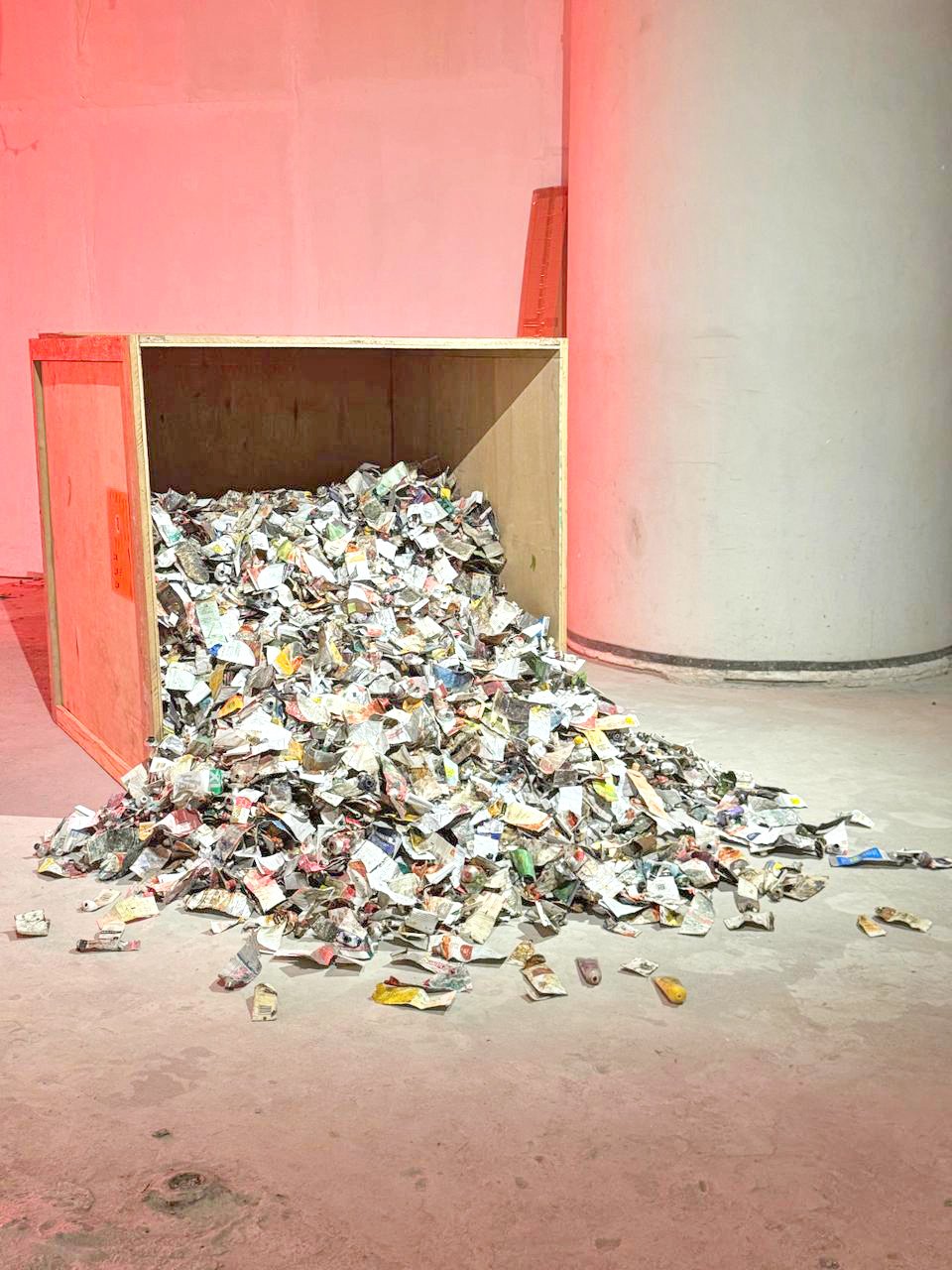 Nilo Ilarde, ‘faulty landscape,’  2015, paint tube caps, paint tubes, wooden crate, dimensions variable. Ilarde’s work powerfully illustrate how tools used in the creation of art, which are often overlooked.