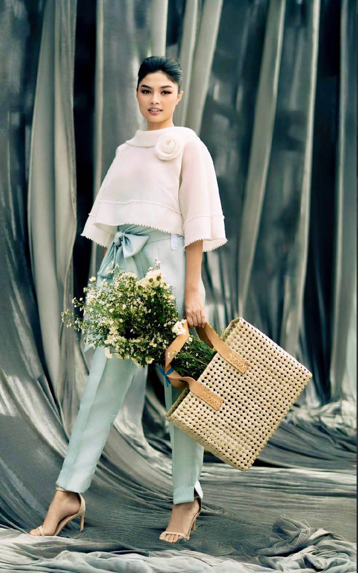 Fresh as spring boxy organdy top with wraparound hablon pants.