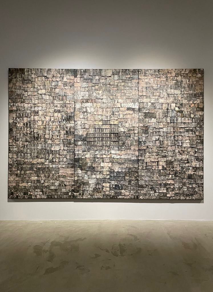 Christina Quisumbing Ramilo, ‘Endless Days,’ 2018, Used sandpaper from Soler Santos, 8 x 12 ft. Quisimbing Ramilo presents a collage of sandpaper that was used to build a home.