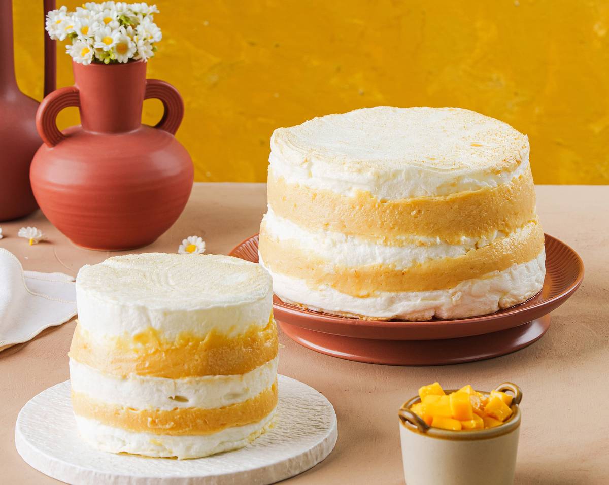 Honeybon's mango brazo cake
