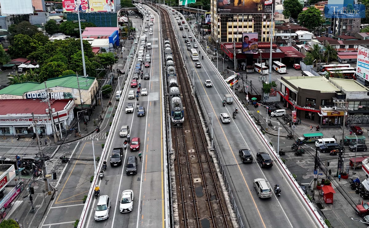 Motorists travel along EDSA North and Southbound in Quezon City on Thursday, 8 May 2025. According to the Philippine Statistics Authority (PSA), 2023 recorded the highest number of fatalities due to road traffic accidents.