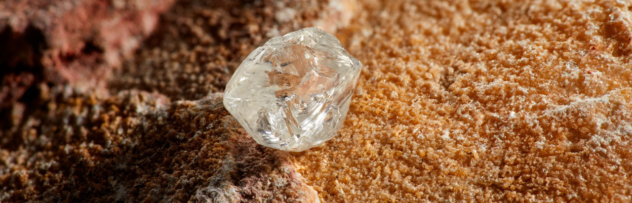 De Beers to shut down Lightbox as it refocuses on natural diamonds