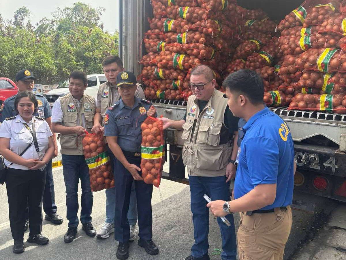 P4.1-M smuggled white onions seized in Pampanga