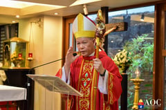 Manila cardinal urges media to serve truth, dignity