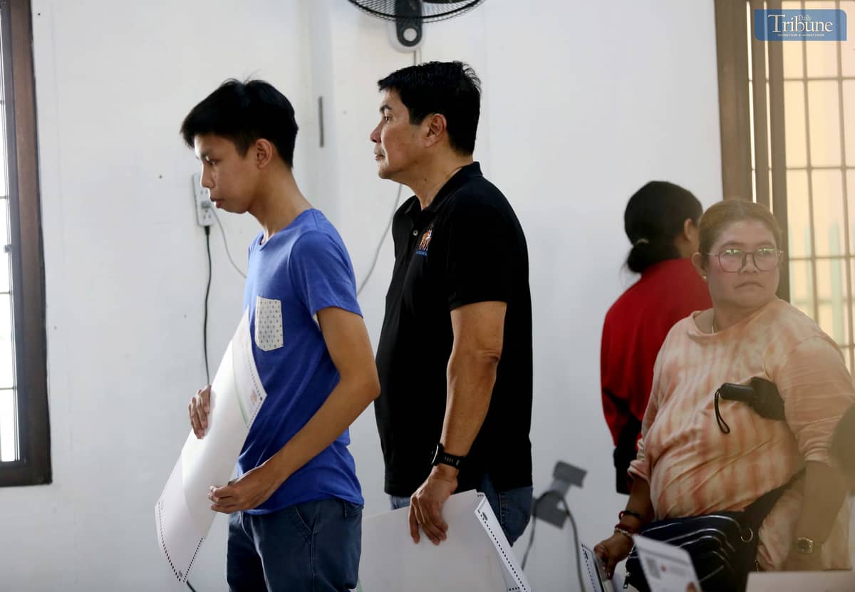 Senatorial aspirant ACT-CIS Partylist Rep. Erwin Tulfo cast his vote at Kamuning Elementary School in Quezon City on Monday morning, 12 May 2025 day of the National and Local Election 2025.