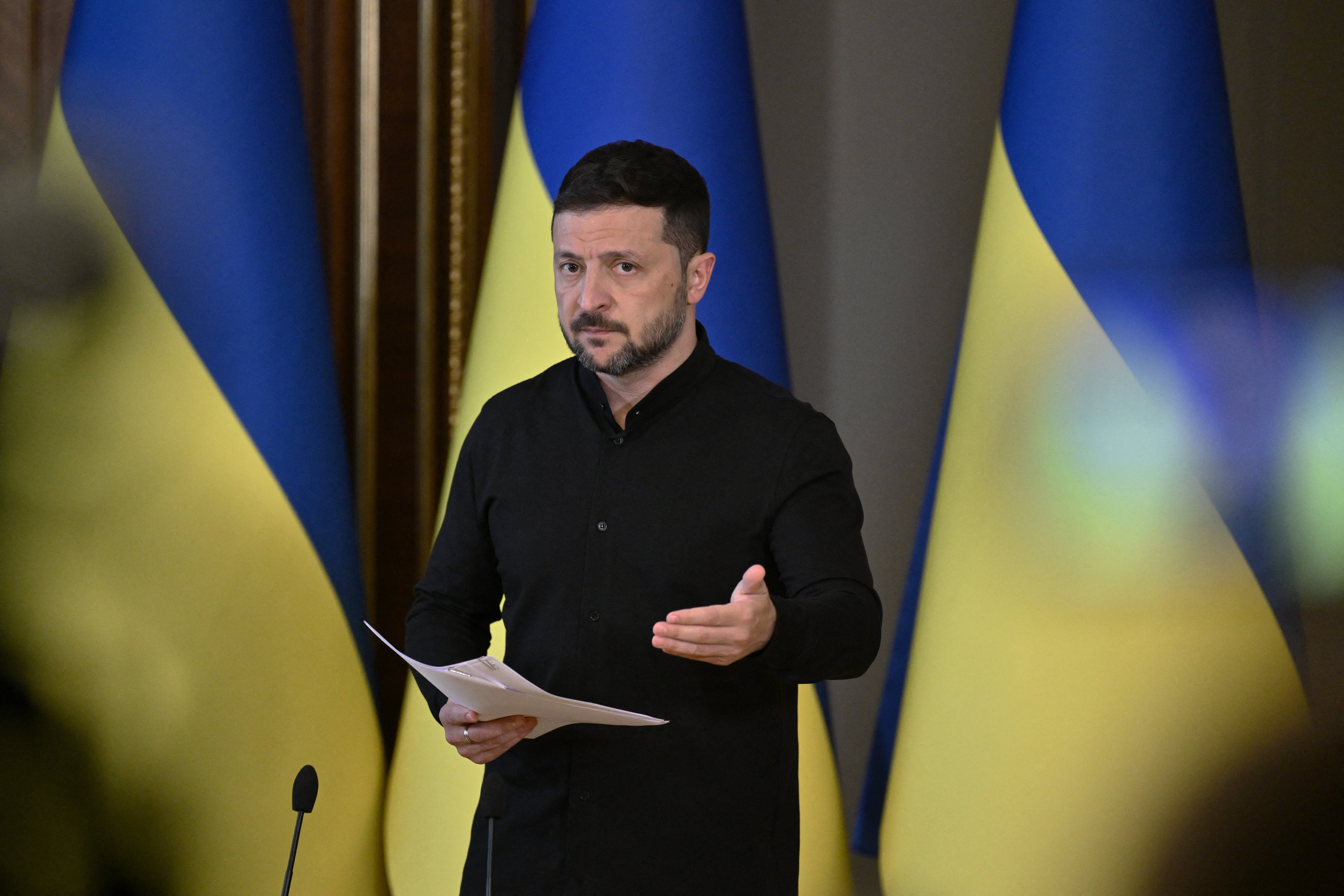 Zelensky urges Trump to make Putin meeting happen