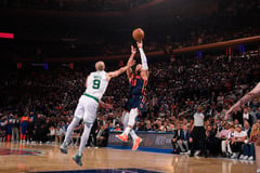Brunson, Knicks push Celtics to brink; Warriors in trouble