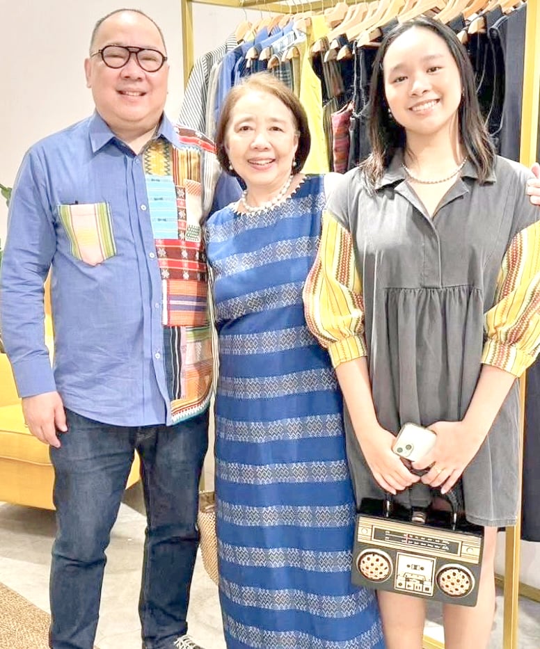Jun Castro, Leah and Felicia Castro.