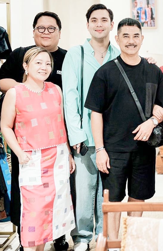 Style Ana’s Sheryl Buenaventura, Edited Unlimited Leo Bartolome, Tagpi’s Gabby Garcia and Arnel Papa.