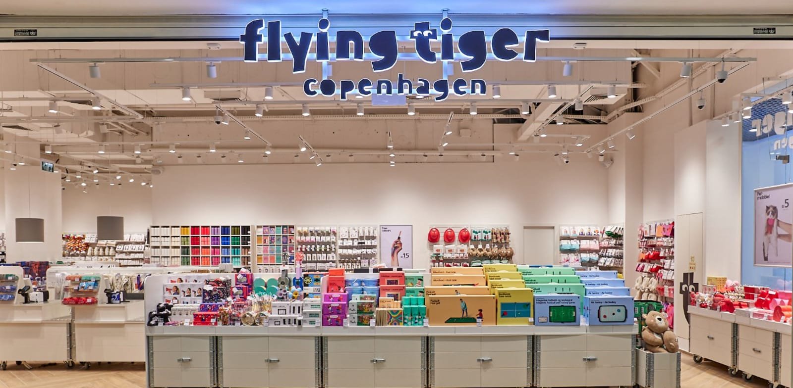 Discover playful finds and everyday essentials at Flying Tiger Copenhagen.