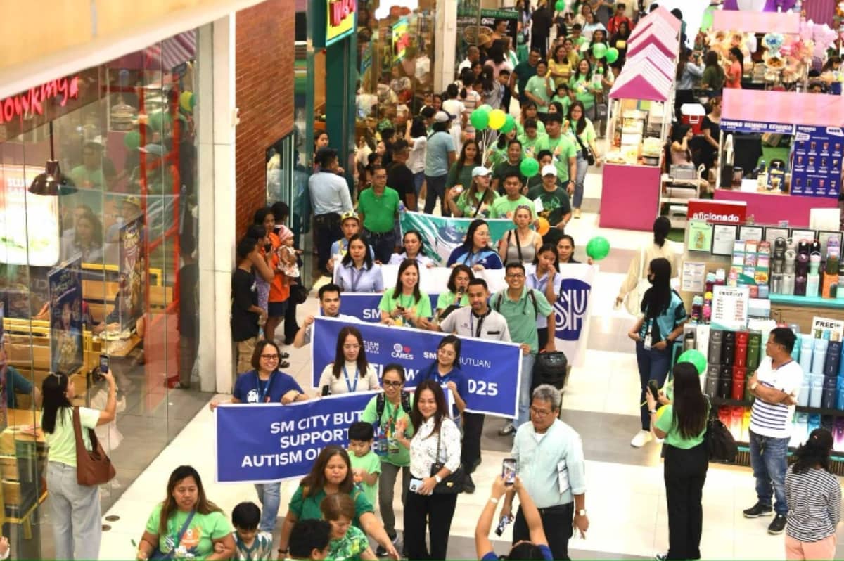 Supporters in SM City Butuan proudly joined the ASP Angels Walk, standing side by side with individuals on the autism spectrum.