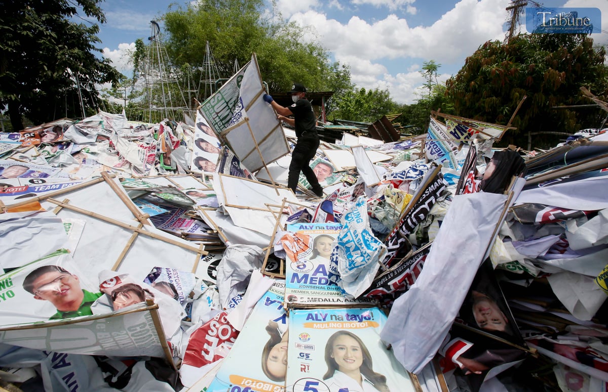 On Wednesday, 14 May 2025, personnel from the Department of Public Order and Safety (DPOS) unload election campaign tarpaulins at the Payatas Controlled Disposal Facility in Quezon City. The tarpaulins will be carefully segregated for upcycling, with materials set to be repurposed by Persons Deprived of Liberty (PDL) under the Bureau of Jail Management and Penology, as well as private organizations, for livelihood projects.