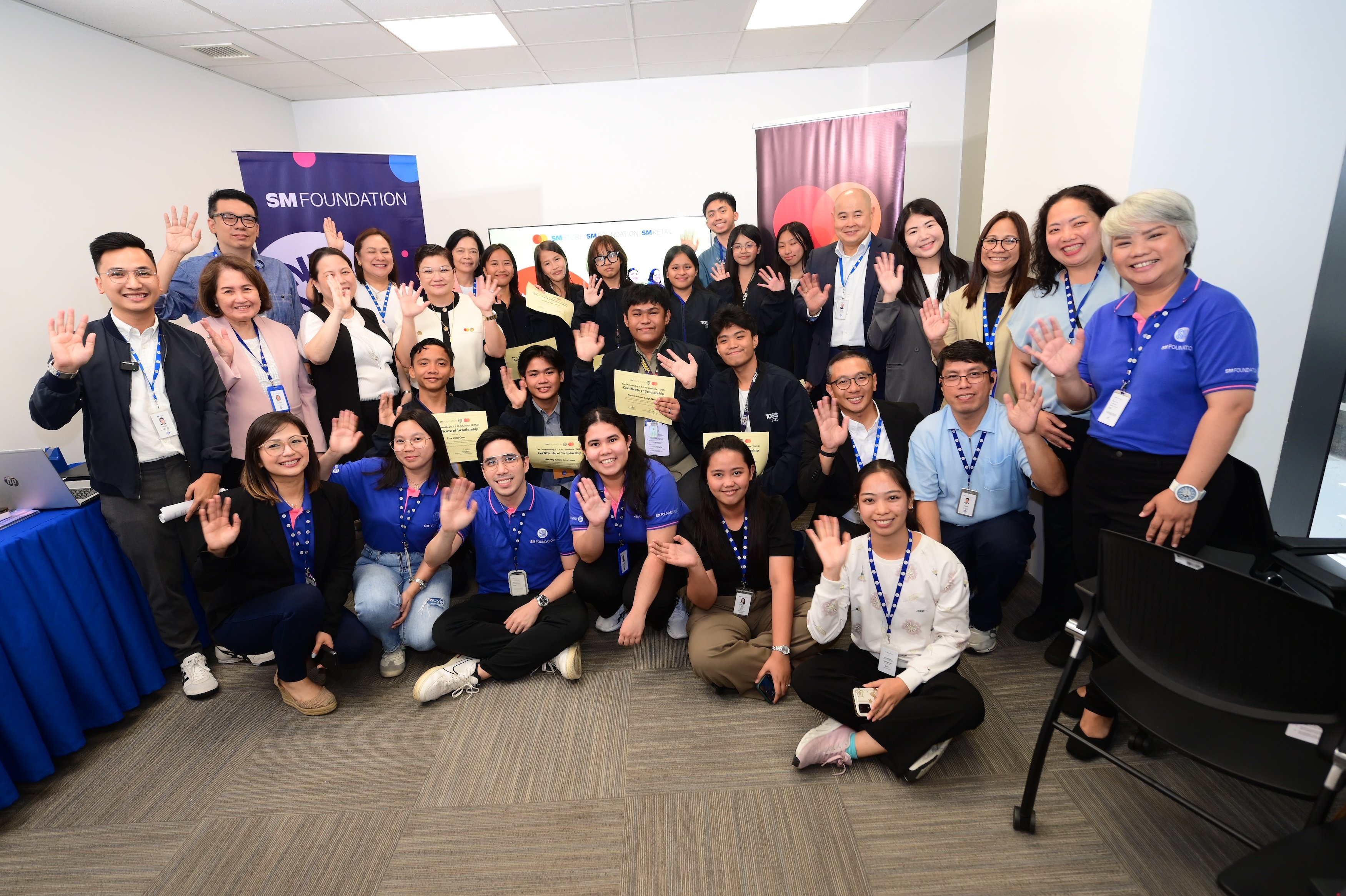 SM, Mastercard honor top STEM students