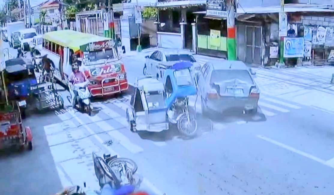 A SCREENGRAB from the viral video shows the car which hit pedestrians and other vehicles in Noveleta, Cavite. The Land Transportation Office has already summoned the owner and the driver of the sedan. Reports said that at least five persons were injured.