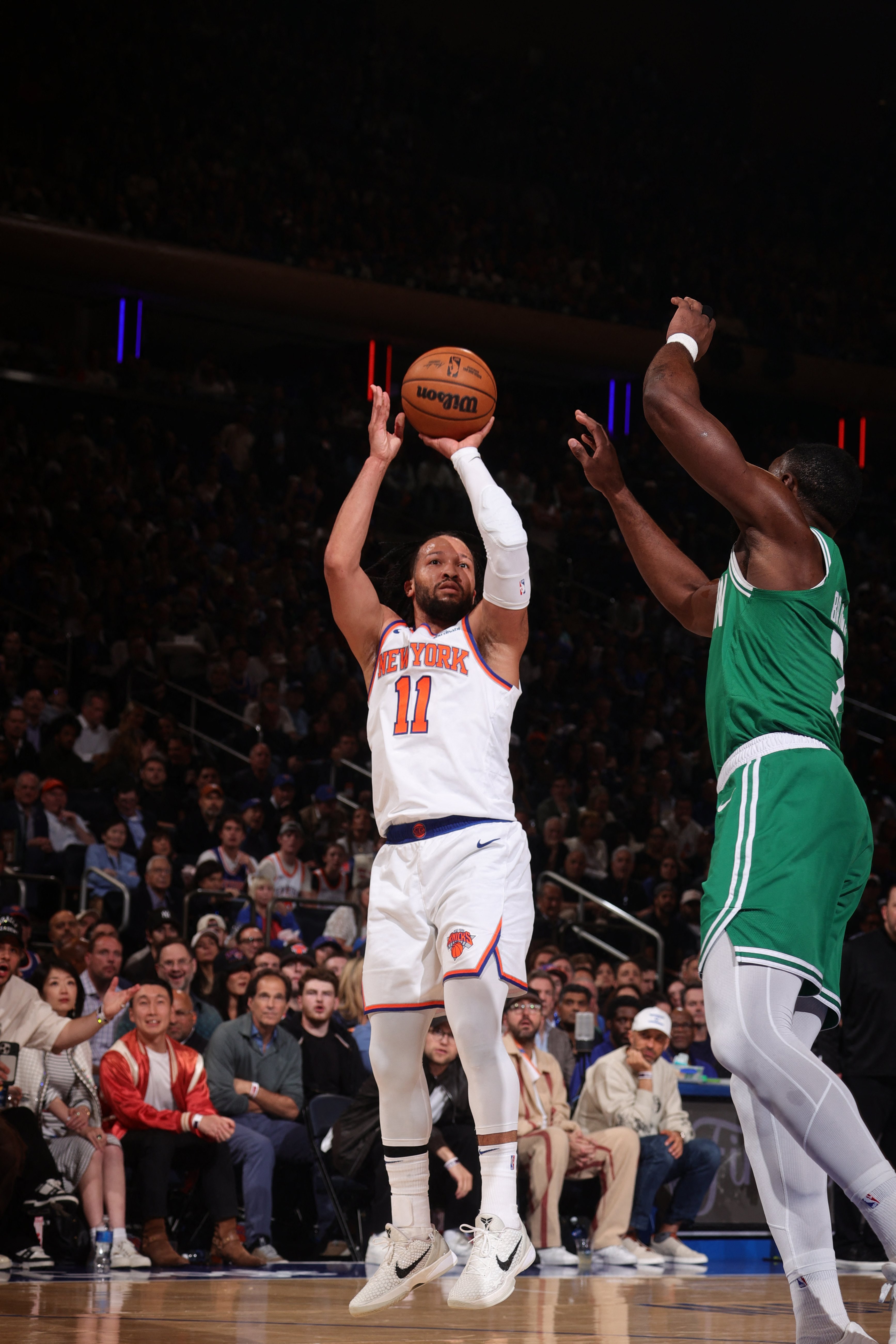 Knicks eliminate depleted Celtics