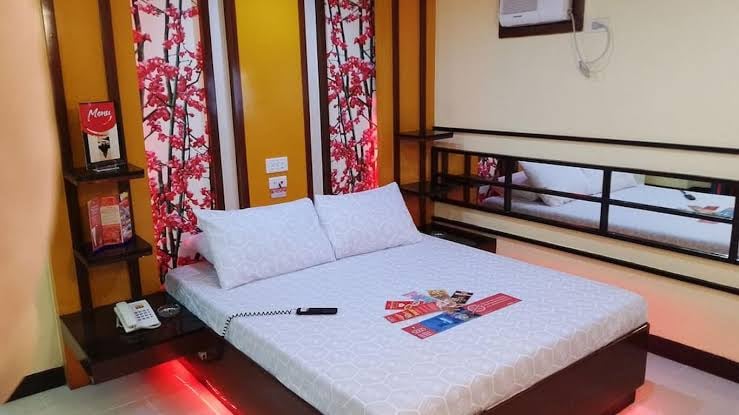 Japanese themed Hotel Sogo.