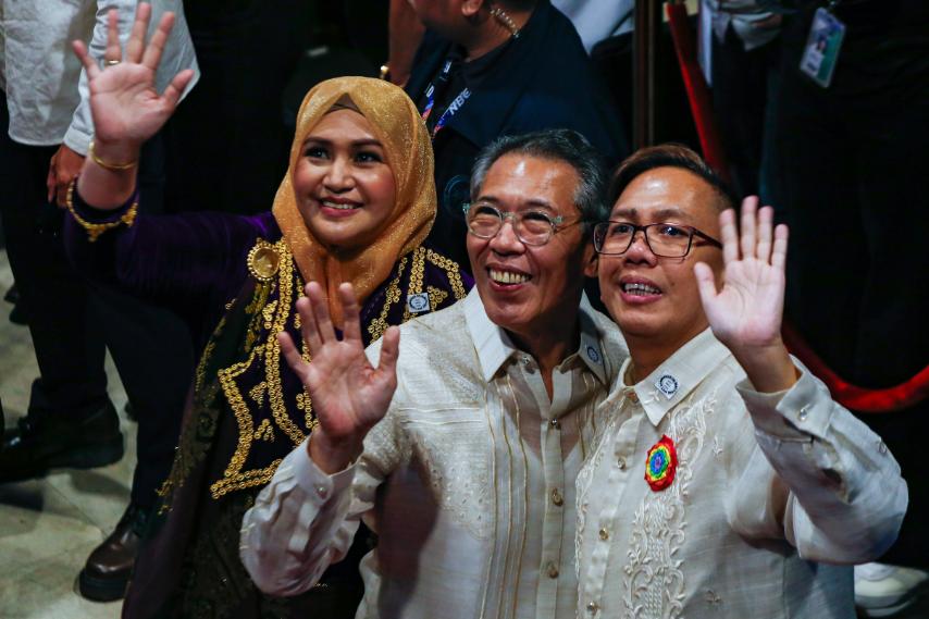 Comelec proclaims winning party-lists