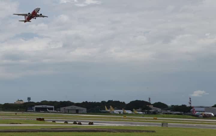 Air travel costs to jump in April