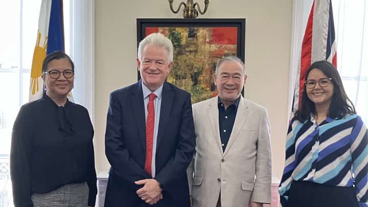 Chris Nelson of the British Chamber of Commerce Philippines poses with DTI Commercial Counsellor Michelle Sanchez, Ambassador Teddy Locsin Jr., and Consul Bea Martinez during a courtesy visit to the Philippine Embassy in London.