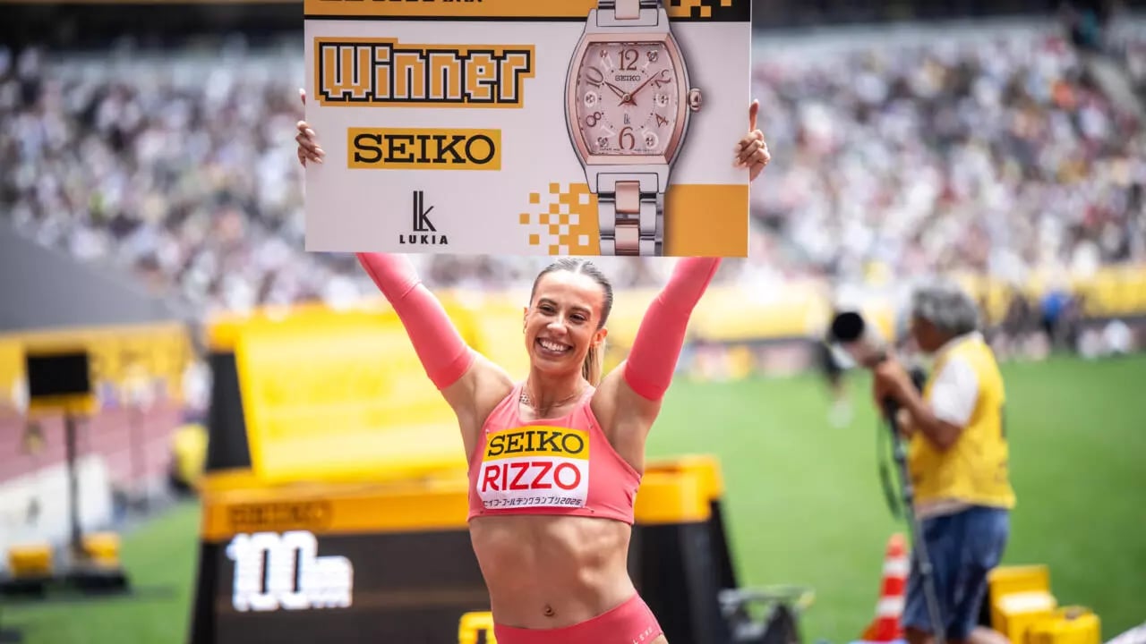 Richardson stunned in Tokyo season opener