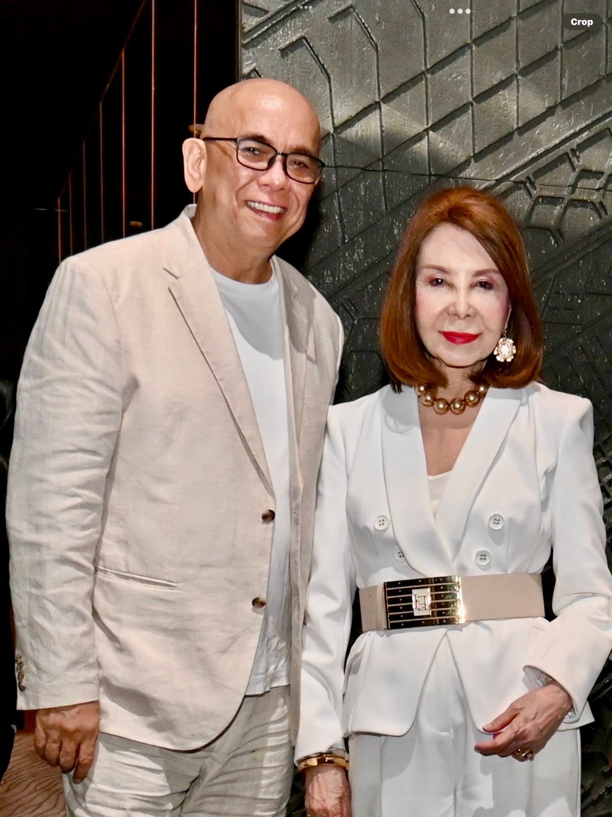 Roberto ‘Bobby’ Alvarez and Angola Consul Helen Ong.
