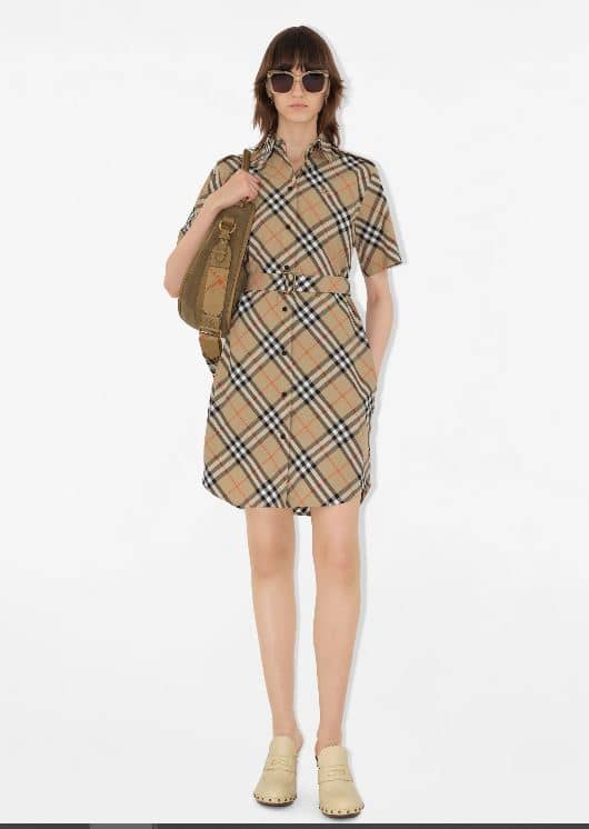 Burberry reported that its signature outerwear and scarves outpaced other products, signaling a promising start to the turnaround plan launched in November.