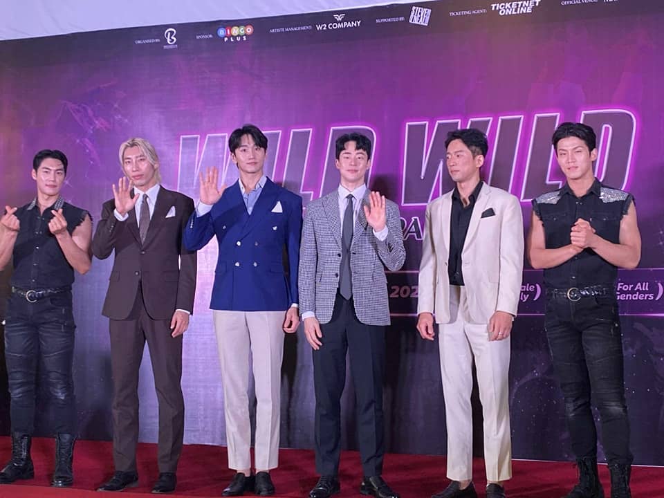 BINUBUO nina Kim Donghee, Kang Chunil, Roh Jinwook, Kim Jinwoo, Lee Yunje, Lee Heejung, Jeong Hansaem, at Han Jinwook ang ‘WILD WILD After Party.’