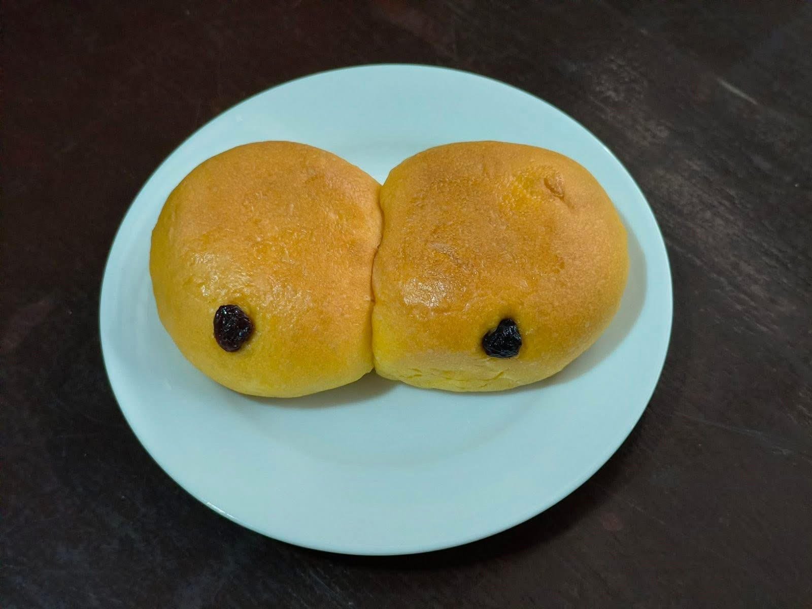 Homage to a life that rose like bread