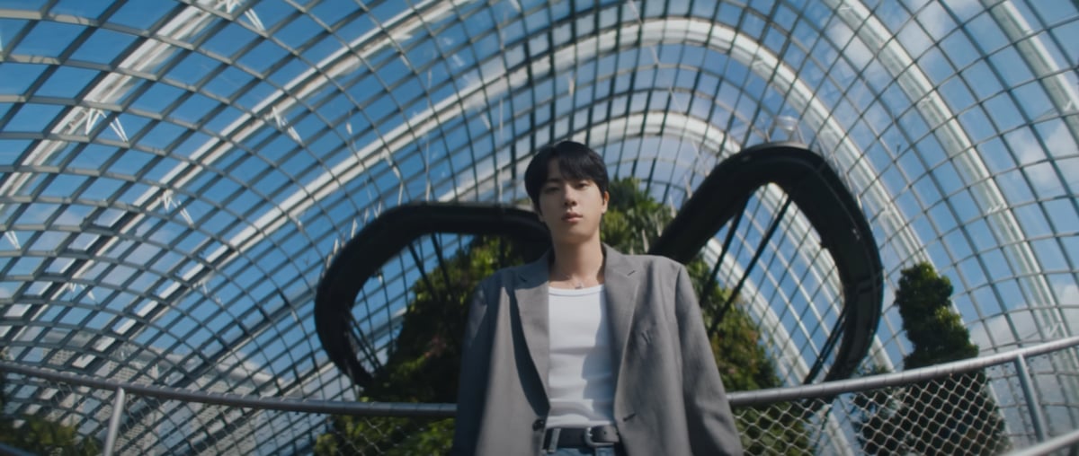 The Korean superstar at the Gardens by the Bay.