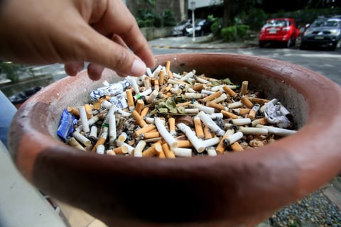 Pangasinan team inspects illicit cigarette trade