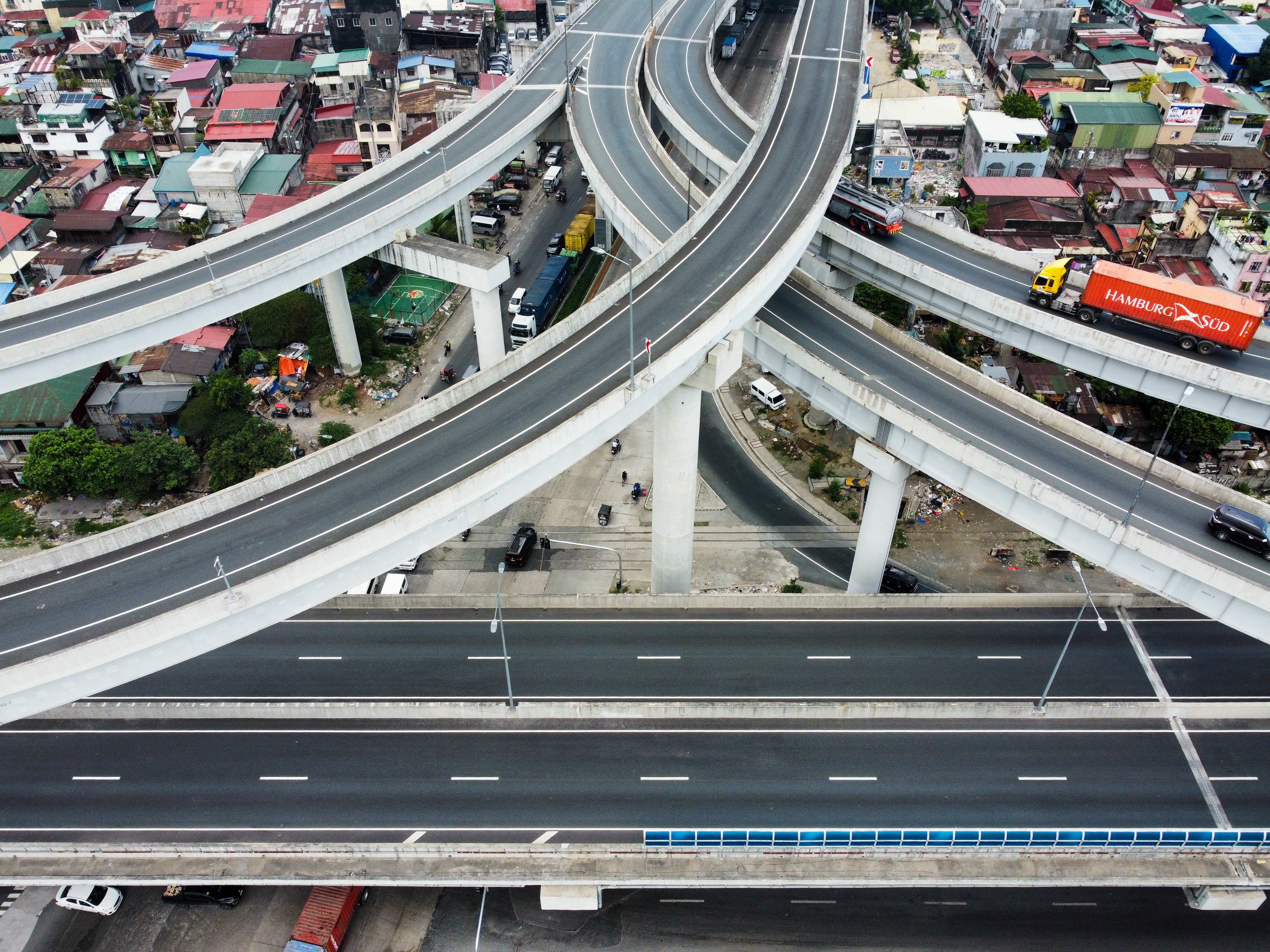 MPTC mulls free NLEX Connector toll amid EDSA rehab