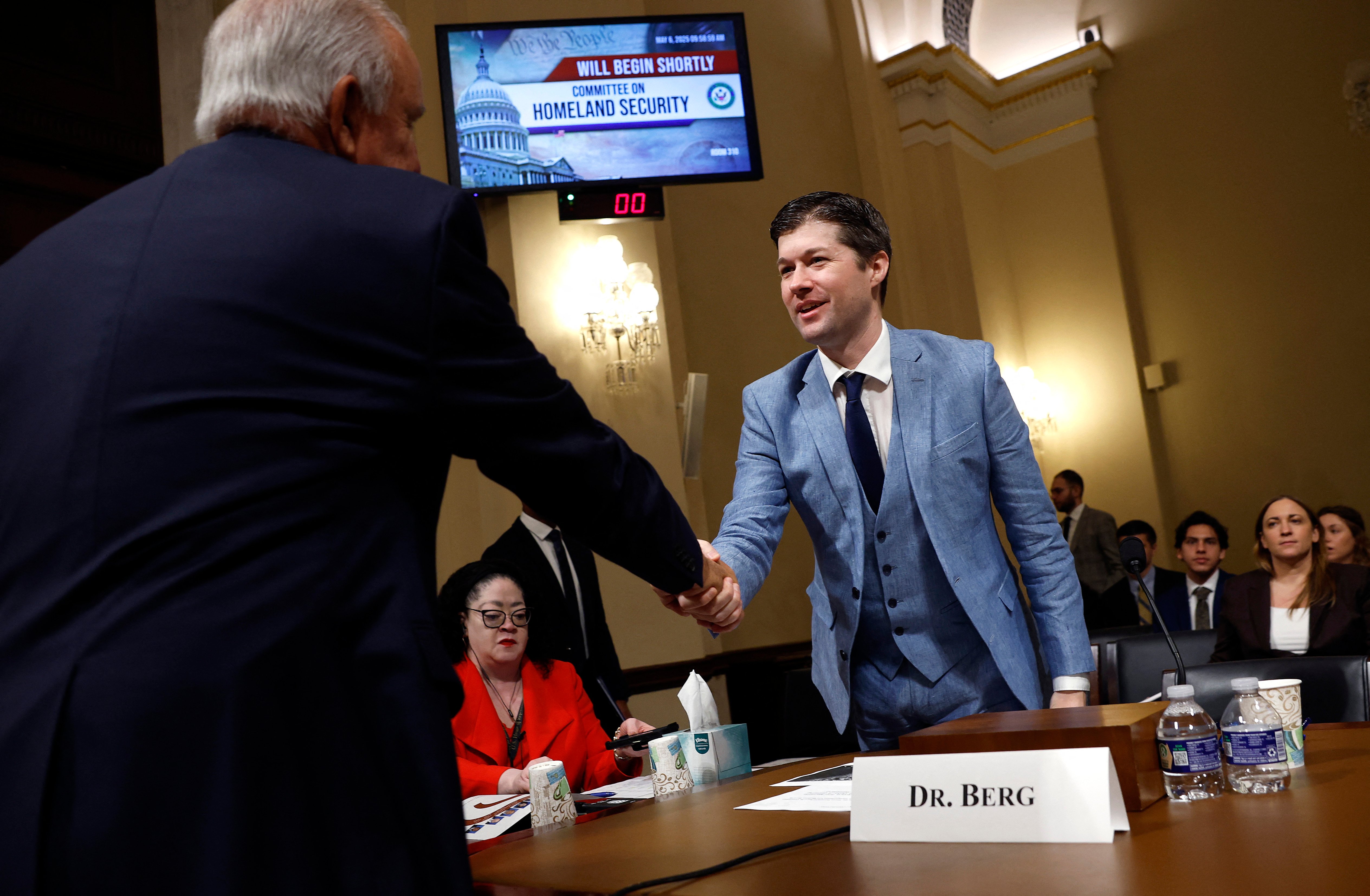 Dreaming of D.C.? CSIS offers paid internships for spring 2025