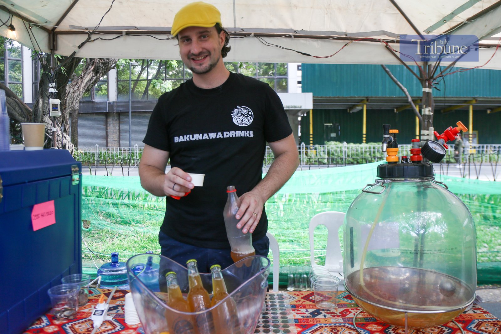 Visitors explore food and beverage stalls along Paseo de Roxas in Makati City during the Makati Street Meet presents Goût de France on the morning of 25 May 2025. The event offers a taste of French cuisine, drinks, and culture in the heart of the city.