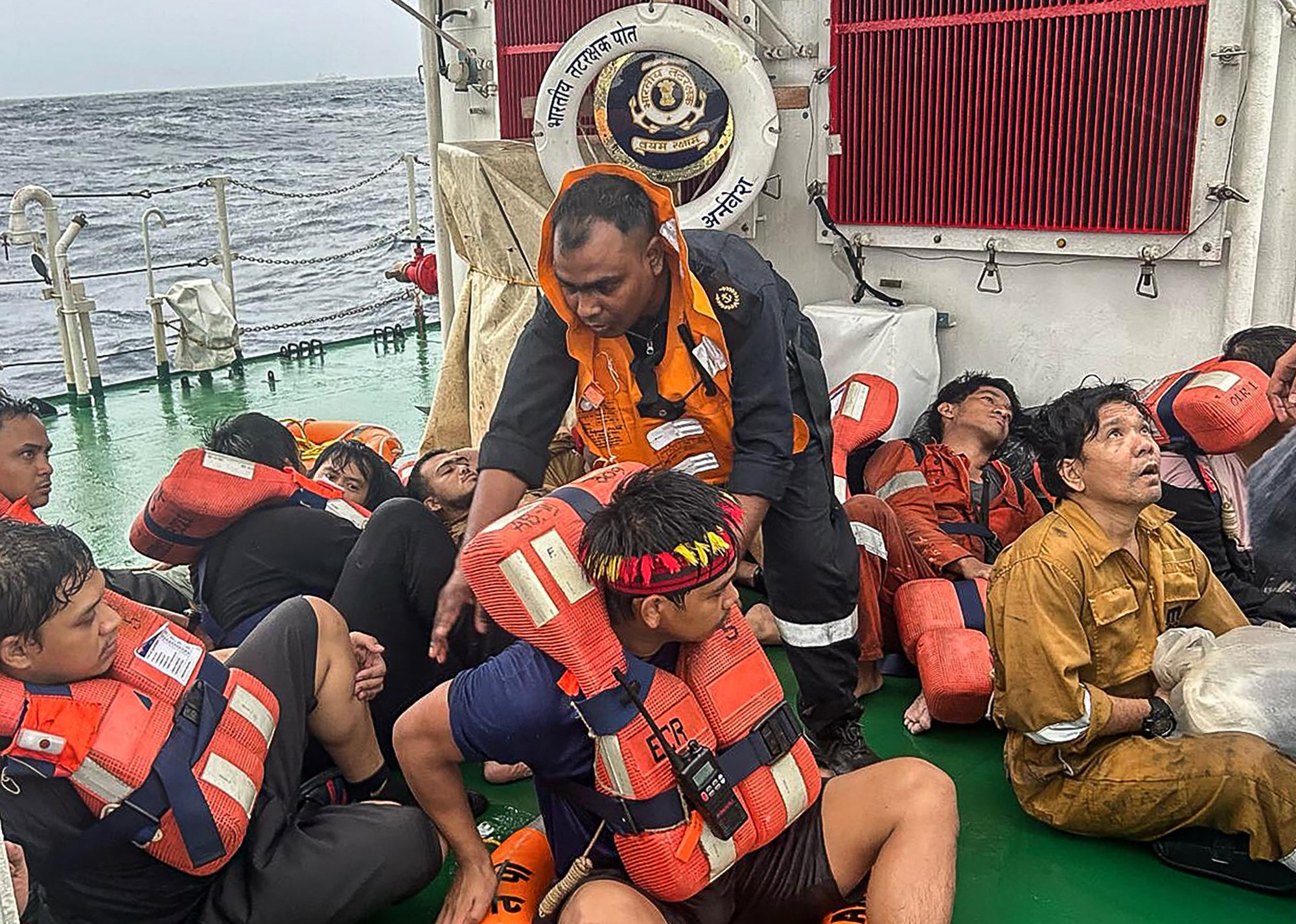 OFWs among rescued crew of sunken Liberian ship