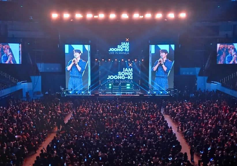 A FULL-HOUSE arena for the Korean superstar,