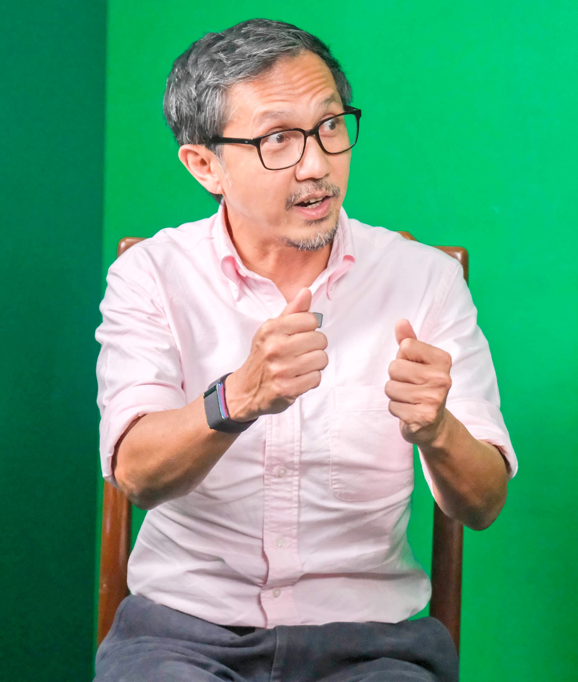 Dizon targets EDSA sidewalk gaps