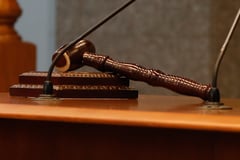 House prosecutors unfazed by rumored Senate coup