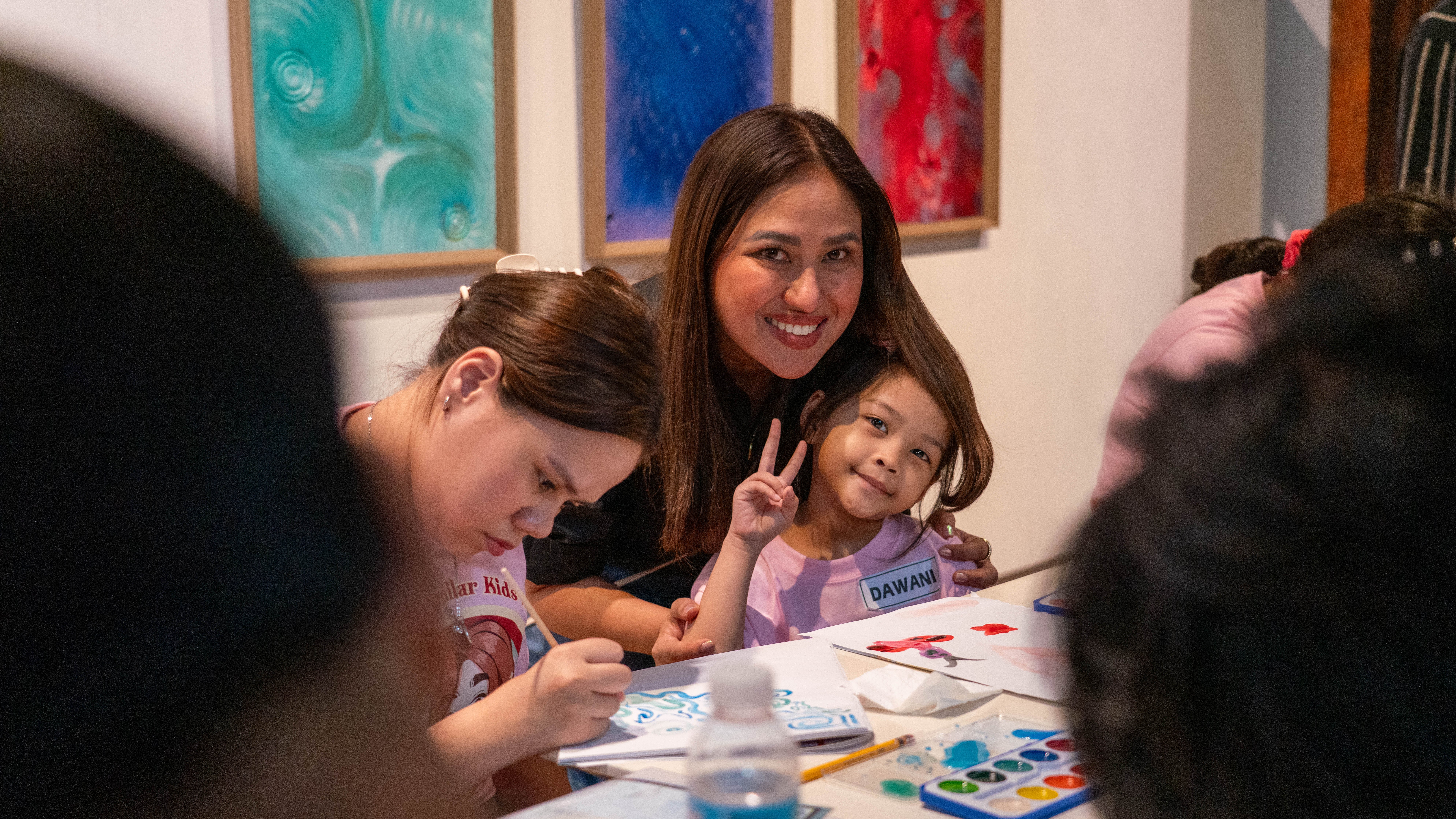 LAS PINAS Councilor-elect Alelee Aguilar shares her passion for the arts with kids.