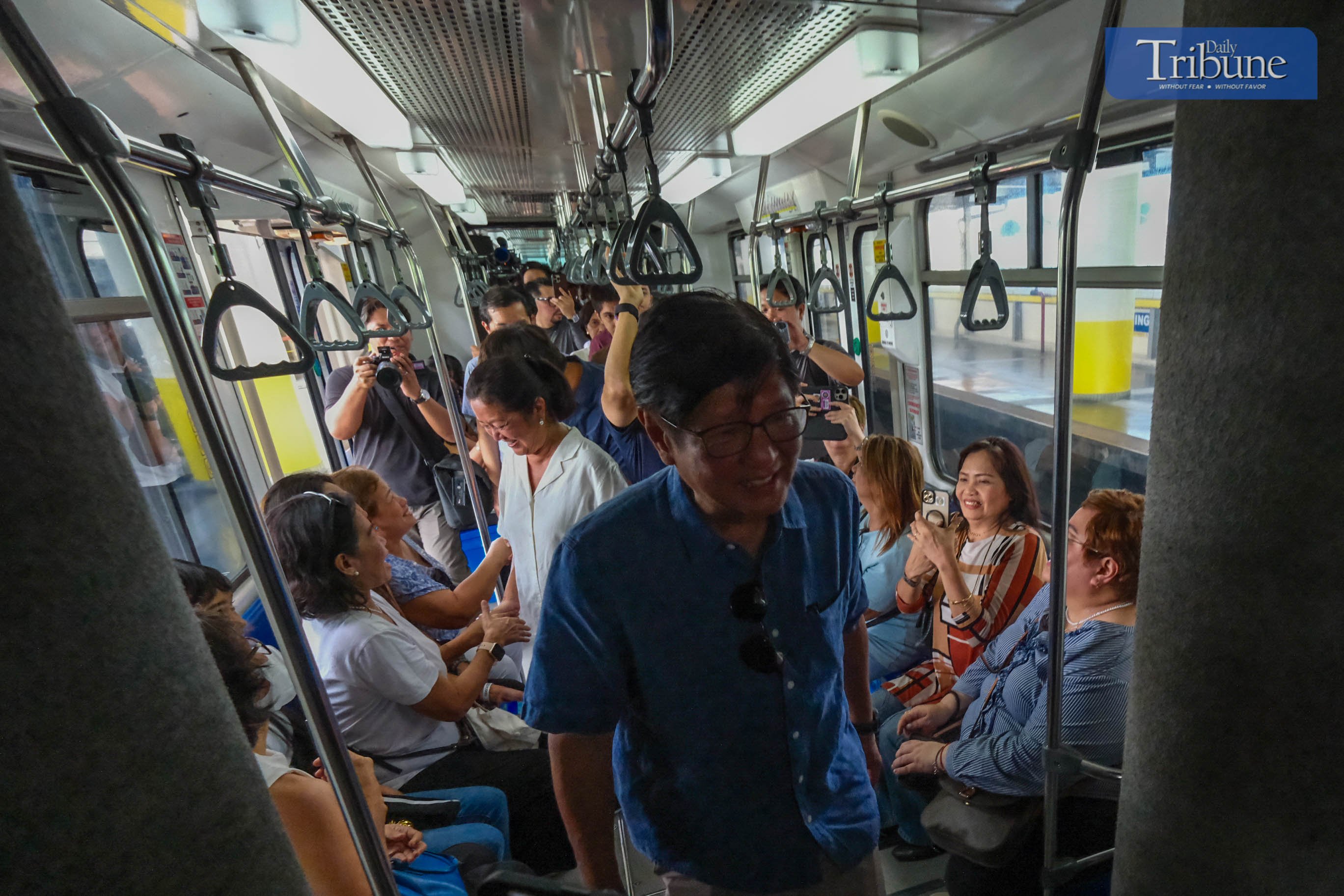 President Ferdinand R. Marcos Jr., along with the First Family, leads the official launch of the Family Fare 1+3 Promo for MRT-3 and LRT-2 at GMA-Kamuning Station in Quezon City on Sunday, 1 June 2025. Joining him are Transportation Secretary Vince Dizon, Presidential Communications Office Secretary Jay Ruiz, and other key officials. The President rode the train to North Avenue Station, where he interacted with commuters. The First Family also warmly engaged with passengers during the trip.