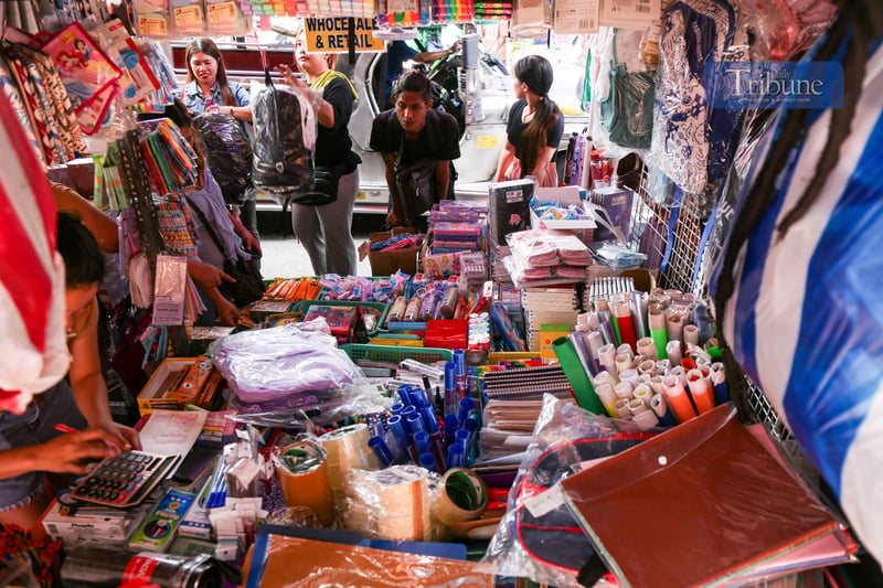 Baclaran thrift shops bustle