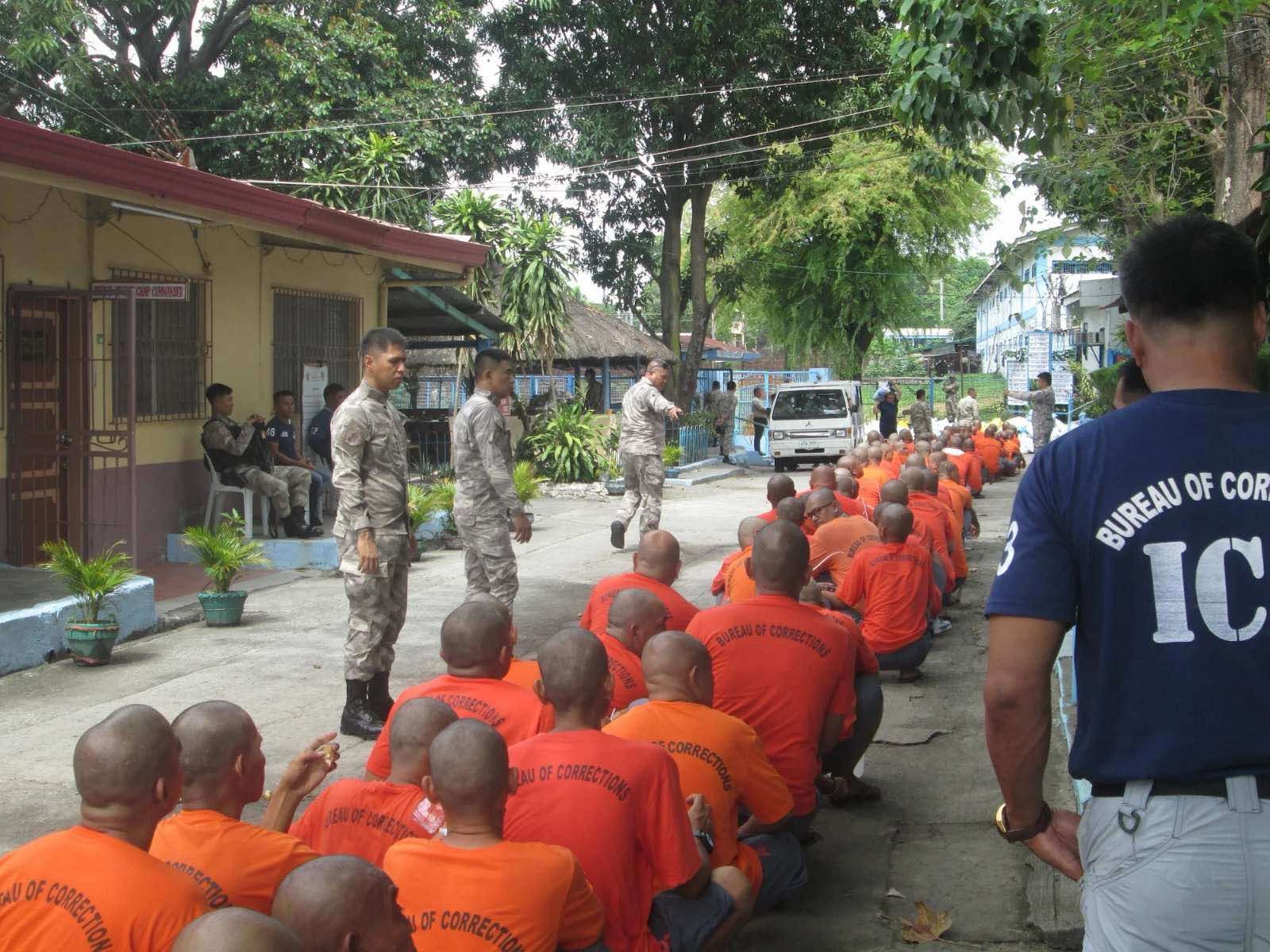BuCor transfers 300 Bilibid PDLs to Sablayan Prison

 
